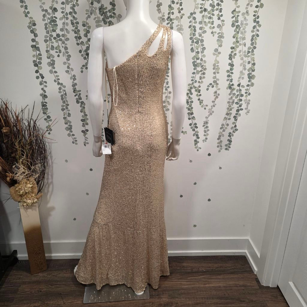 Ieena for Mac Duggal Gold Sequin One-Shoulder Gown Size 4 NWT - Picture 8 of 14